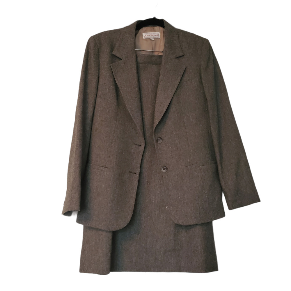 JonesNY Womens 2 piece Skirt/Blazer Suit Set Grey